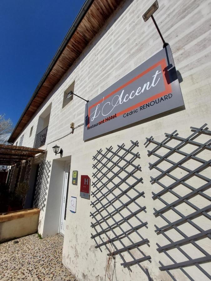 L'Accent - Hotel 2 Etoiles Et Restaurant - Logis Hotels Astaffort Екстериор снимка